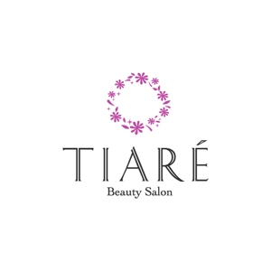 ruuuさんの美容室「TIARÉ」のロゴ作成への提案