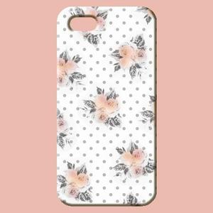 Mosko (Mosko)さんの総額18万円のスマホケースデザイン募集です！への提案