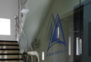 microghostさんのアパレルブランド「ARROW HEAD」のロゴ。東南アジア、世界に向けた展開、印象的なデザイン。への提案