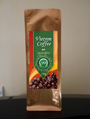 めだま焼き (CreamyYumi)さんのベトナムコーヒーパッケージのデザインへの提案