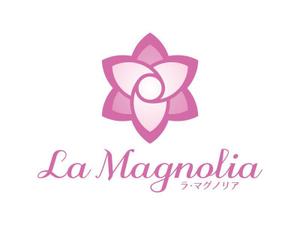 tsujimo (tsujimo)さんのエステサロン「La Magnolia」のロゴへの提案