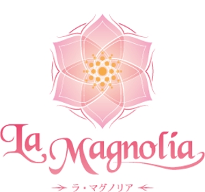 myooshi (lncrs8028)さんのエステサロン「La Magnolia」のロゴへの提案