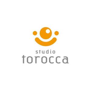 もり ()さんの新しいフォトスタジオ「torocca」のロゴへの提案