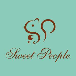 perles de verre (perles_de_verre)さんのスイーツ業界　『リス』をモチーフにしたロゴへの提案