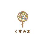 Mono (soonsoon)さんの小学校のPTA広報誌「くすの木」のロゴへの提案