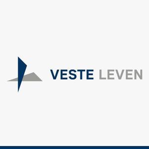 yuizm ()さんのアパレルブランド　VESTE LEVEN　ロゴ作成依頼への提案