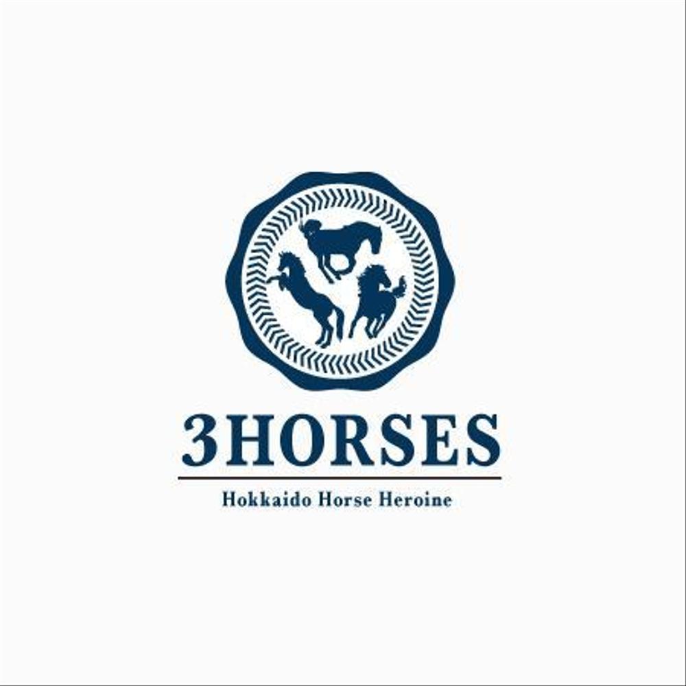 乗馬用品のウエブショップの「３HORSES」のロゴ