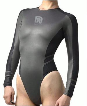 sakanouego (sakanouego)さんの競泳水着を中心としたコスチュームブランド『REALISE』のロゴへの提案
