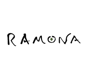 てがきや (tegakiya)さんのネットショップ　インポートアクセサリーセレクトショップ「Ramona」または「RAMONA」のロゴ（文字だけでOKへの提案