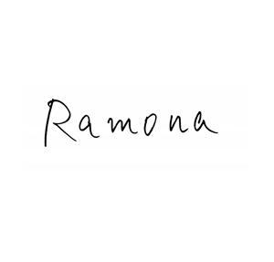てがきや (tegakiya)さんのネットショップ　インポートアクセサリーセレクトショップ「Ramona」または「RAMONA」のロゴ（文字だけでOKへの提案