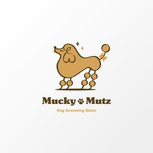  nobuworks (nobuworks)さんのドッグ　トリミングサロン　『Mucky Mutz Dog Grooming』の　ロゴへの提案