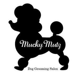 鶴　恵 (cxhkm702)さんのドッグ　トリミングサロン　『Mucky Mutz Dog Grooming』の　ロゴへの提案