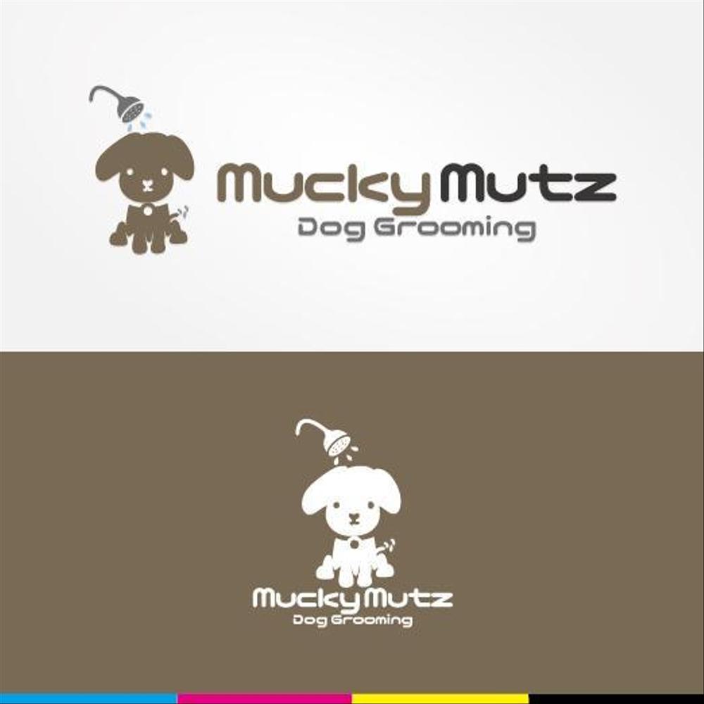 ドッグ　トリミングサロン　『Mucky Mutz Dog Grooming』の　ロゴ