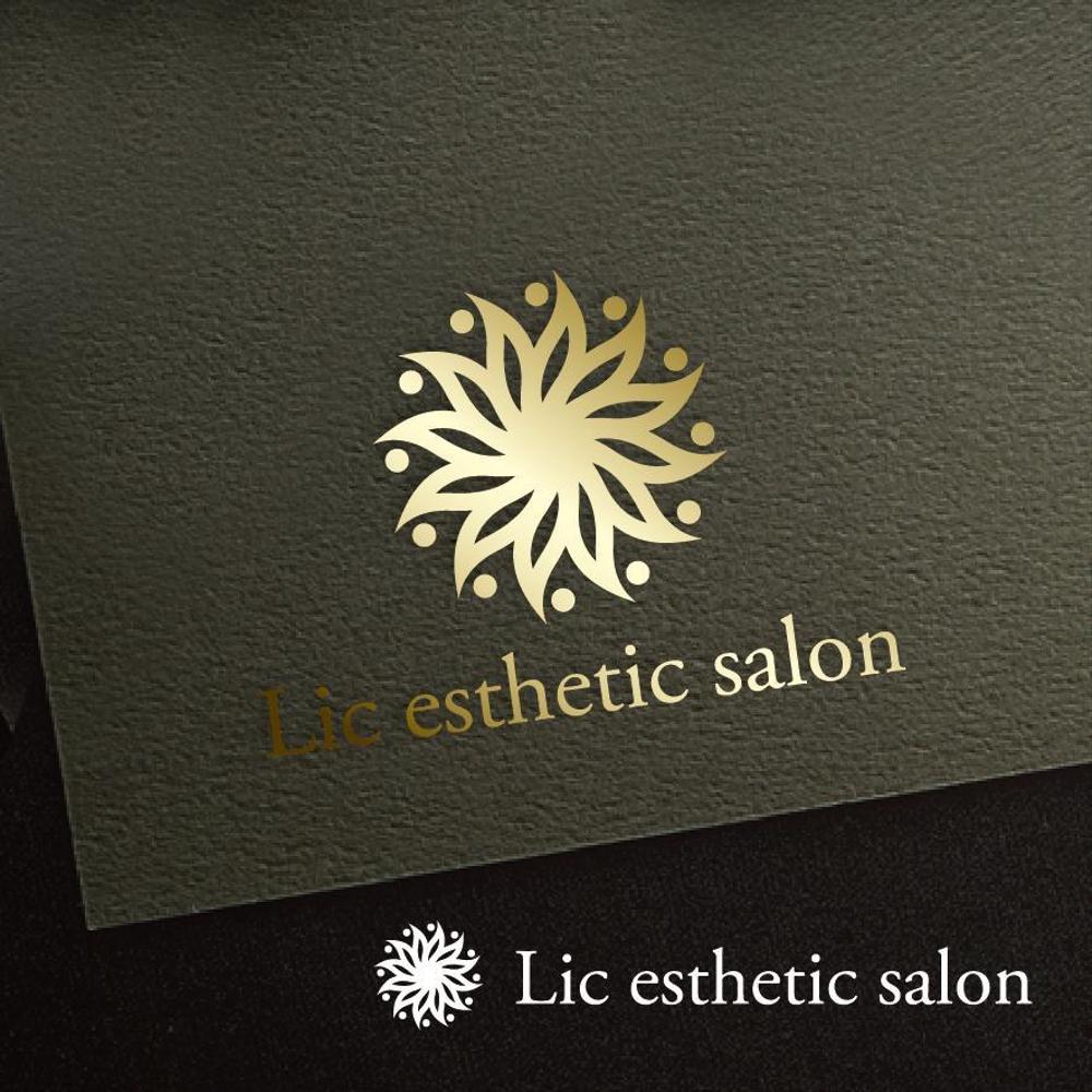 エステティックサロン「Lic esthetic salon」のロゴ