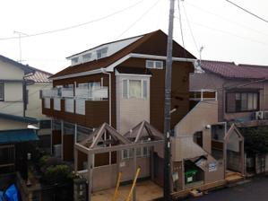 浦山清彦 (k-ura)さんのアパートの外観カラーデザイン依頼への提案