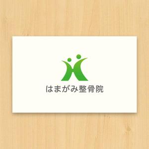 tanaka10 (tanaka10)さんの姿勢矯正や骨盤矯正が売りの整骨院のロゴ作成以来への提案