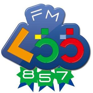 Tatsu (hiehietatsuya)さんの新設コミュニティFM放送局（ラジオ局）「FMくらら857」のロゴへの提案