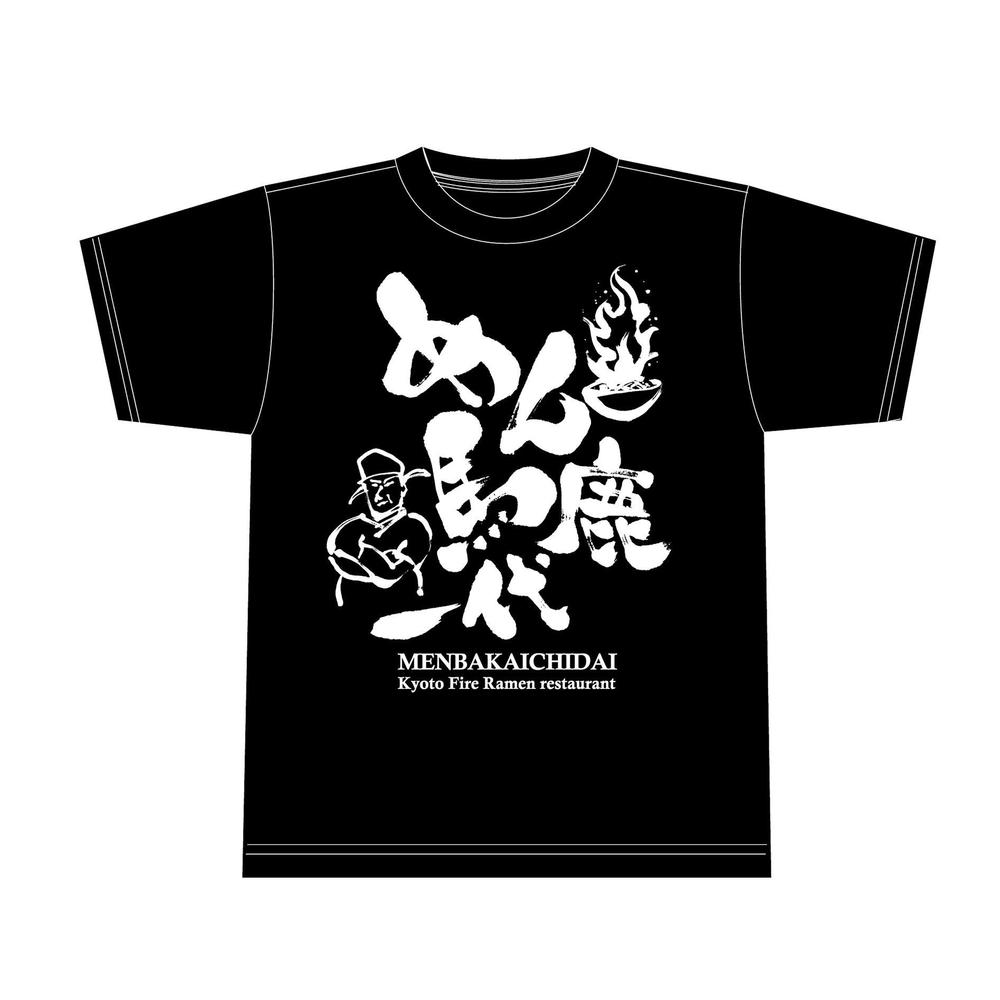 「ファイアーラーメン店」のユニフォーム、販売用Tシャツデザイン（外国人向け）