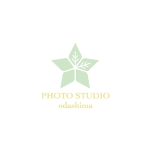 tsuby (tsuby)さんの「星」をメインに写真スタジオのロゴのお願いです。への提案