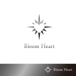 d-o2 (d-o2)さんのジュエリーショップサイト「Bloom Heart」のロゴへの提案