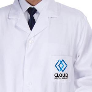 トランプス (toshimori)さんのクールでかっこいいドクターの医療制服手術用（スクラブ）の胸ポケットのロゴデザインへの提案