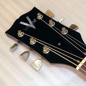 stack (stack)さんのguitar & others web shop「ＶＩＮＣＥＮＴ」のロゴへの提案