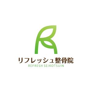 akitaken (akitaken)さんの「リフレッシュ整骨院」のロゴ作成への提案