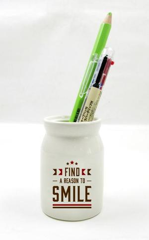 SATO.R (risa5678)さんのシンプル文字デザイン(インテリアペン立てのオリジナルデザイン)への提案