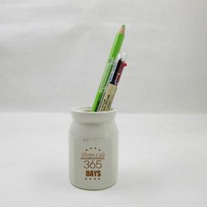 Island nana (kona1988)さんのシンプル文字デザイン(インテリアペン立てのオリジナルデザイン)への提案