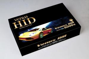 Kdesignさんの車用パーツ「HIDヘッドライトキット」のパッケージ作成への提案