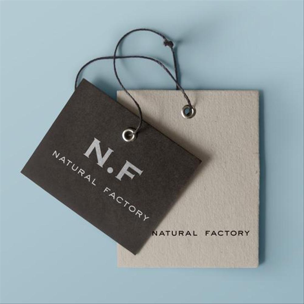 インテリアショップ『natural factory』のロゴ