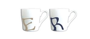 Erin OG (rawerin039)さんのイニシャルマグカップのオリジナルデザインへの提案