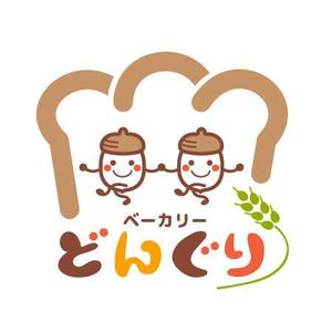 ponchukeさんの「ベーカリー　どんぐり」のロゴ作成への提案