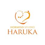 graph (graph70)さんのジム「ホルミシス　スタジオ　HARUKA」のロゴへの提案