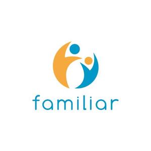 Doraneko358 (Doraneko1986)さんの少人数制の幼児教育「familiar」のロゴへの提案