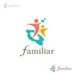 tara_b (tara_b)さんの少人数制の幼児教育「familiar」のロゴへの提案