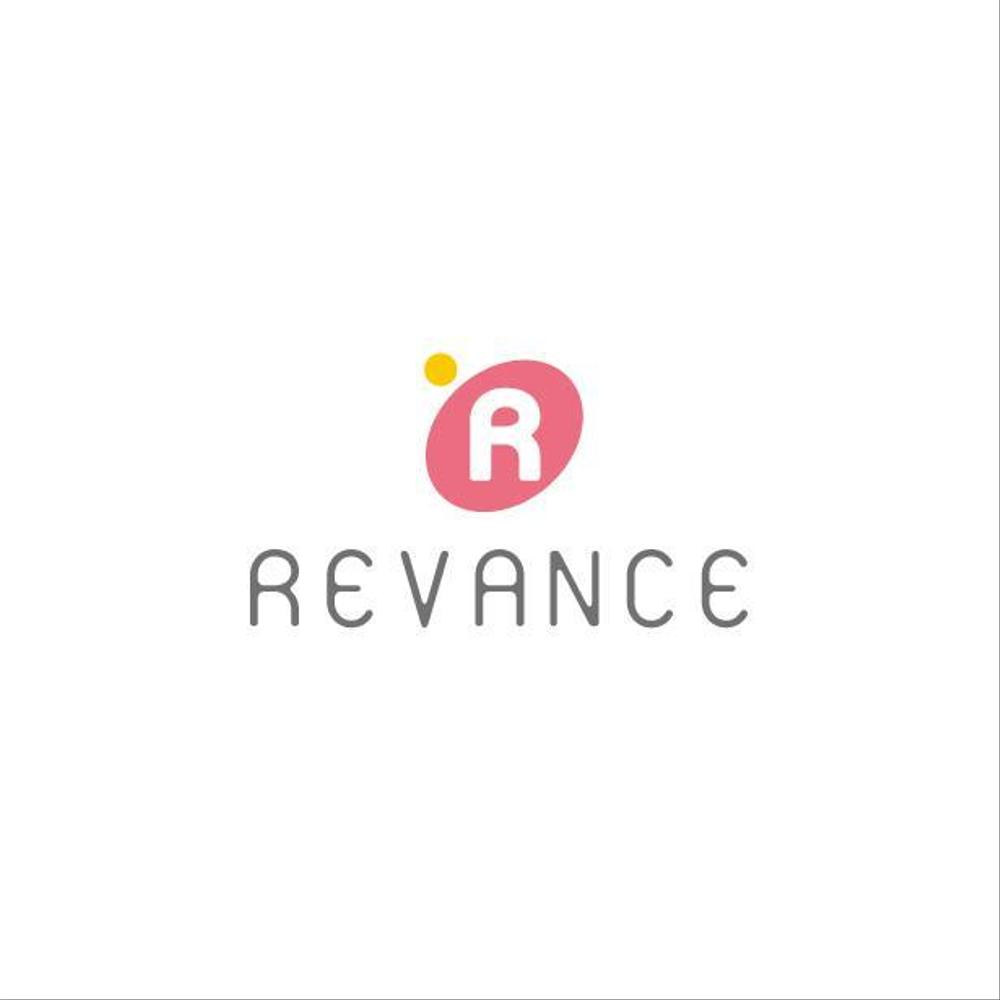 株式会社REVANCE の文字ロゴ