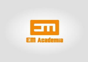 DECOdesign (DECOdesign)さんのネイルスクール「EMアカデミア」のロゴへの提案