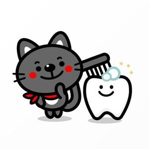 Jelly (Jelly)さんの尻尾が歯ブラシになっている黒猫　が歯を磨いてくれているイメージ（グレー系の猫でも可）への提案