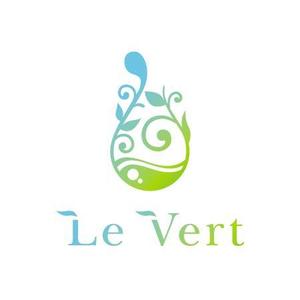 maya (maya_i)さんのエステティックサロンの店名｢Le Vert｣が含まれたロゴの作成をお願いします。（商標登録なし）への提案