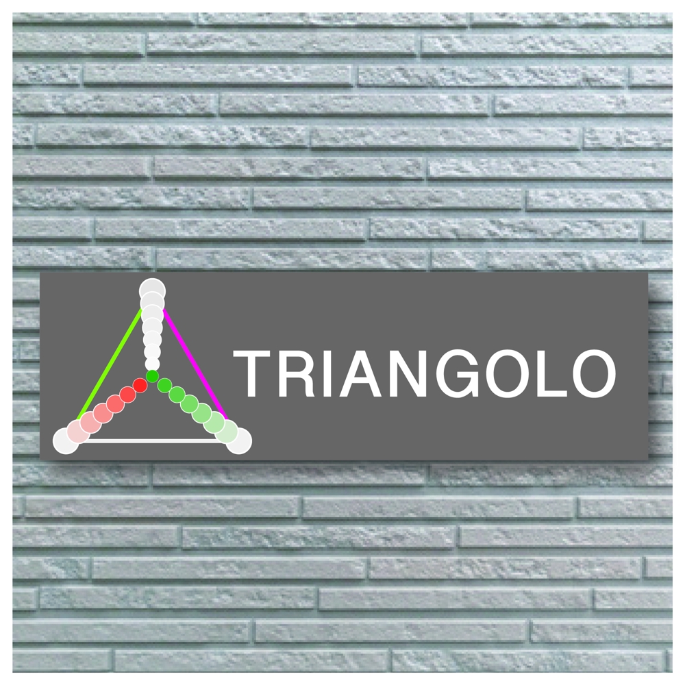 ファッションブランド「TRIANGOLO」のロゴ