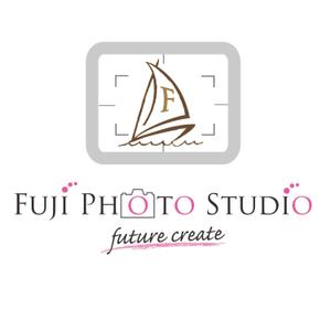 kujirapenguin (kujirapenguin)さんのフォトスタジオ（写真館）「Fujiphotostudio」のロゴへの提案