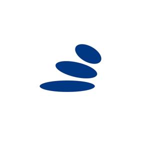 m-home (michi625)さんのIT企業「株式会社ストラスト」のロゴへの提案