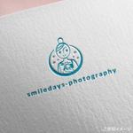 shirokuma_design (itohsyoukai)さんの笑顔写真を撮るフリーフォトグラファー『smiledays-photography』のロゴ（アイコン）作成への提案