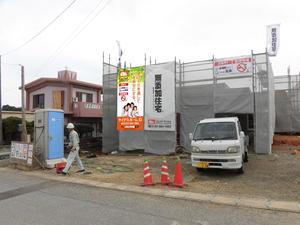 CUBE (machorinko)さんの工事現場用「サイアスホーム」テント膜　印刷デザインへの提案