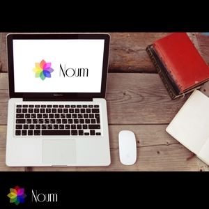 easel (easel)さんの1日の過ごし方を投稿できるWebサービス「Noum」のロゴへの提案