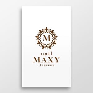 doremi (doremidesign)さんのネイルサロン「nail MAXY ikebukuro」のロゴへの提案