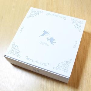 SI-design (lanpee)さんのギフトボックスのプリントデザイン（ベビーグッズやタオル製品など）への提案