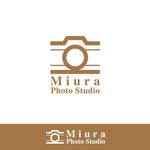 V-T (vz-t)さんの写真スタジオ Miura Photo Studio(みうら写真スタジオ) のロゴへの提案