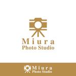 V-T (vz-t)さんの写真スタジオ Miura Photo Studio(みうら写真スタジオ) のロゴへの提案